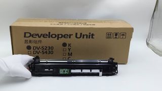 DV 5230 現像ユニットを使用して京セラの印刷品質を修正する